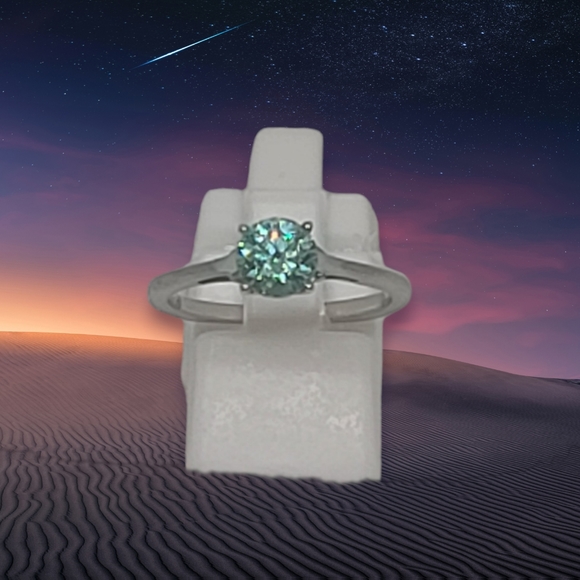 NWT Lustro Stella Swarovski's Finest Fancy Light Green Diamond Ring - Picture 8 of 15